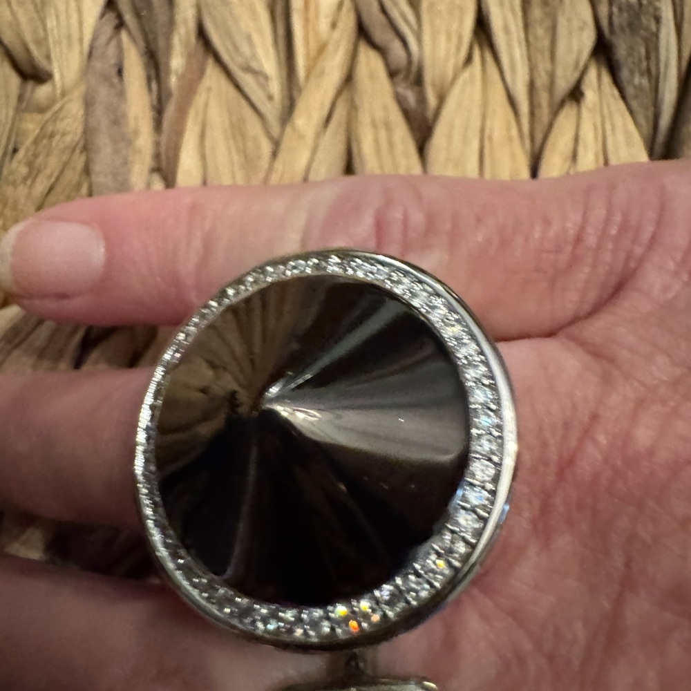 nOIr Cone pyramid ring new without tags - Picture 8 of 13